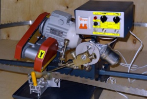 Как научиться выбирать и пользоваться ленточными пилами по металлу 